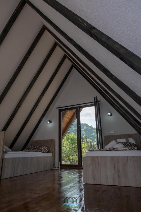 Holiday Houses Green Queen Bihać 외부 사진